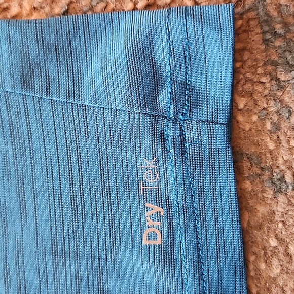 Tek Gear Men's Dry Tek Performance T-shirt. SIZE: 3XLB. GREAT CONDITION. - Picture 4 of 7